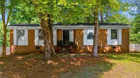 1906 Starlight Drive, Greensboro, NC 27407