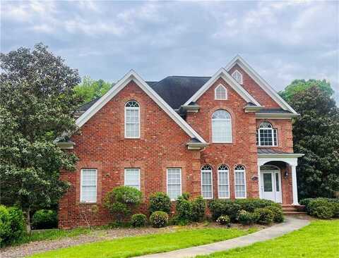 2140 Rossmore Road, Clemmons, NC 27012