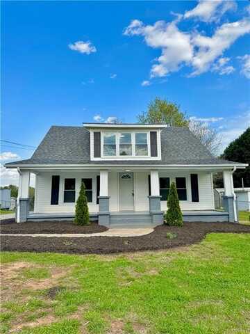 236 Cricket Clubhouse Road, North Wilkesboro, NC 28659
