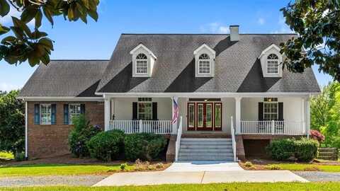 807 Nc Highway 22, Ramseur, NC 27316