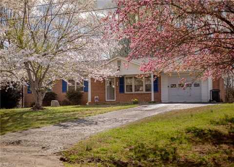 181 Antioch Avenue, Mount Airy, NC 27030