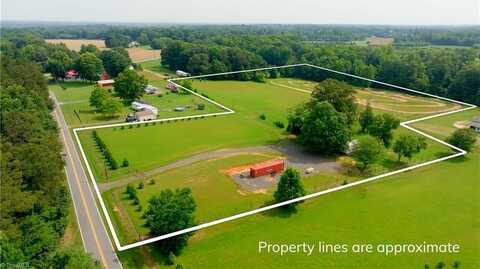 3035 Baity Road, Yadkinville, NC 27055