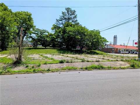1503 Meadow Road, Eden, NC 27288