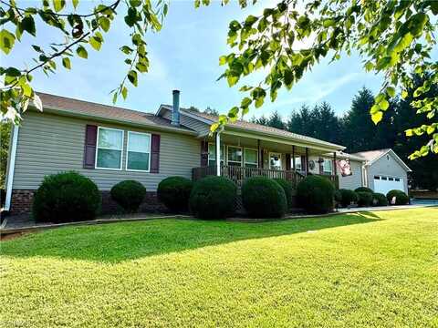 7658 Salem Chapel Road, Walnut Cove, NC 27052