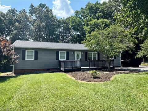4119 Pheasant Ridge Drive, Sophia, NC 27350