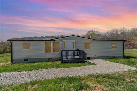 5006 Old Coleridge Road, Ramseur, NC 27316