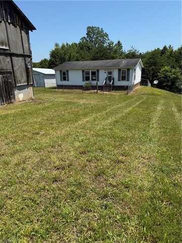 1010 Kayla Ridge Road, Walnut Cove, NC 27052