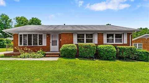 2111 Carpenter Street, Greensboro, NC 27403