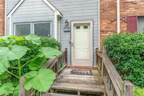 816 Brickwood Court, Winston Salem, NC 27127