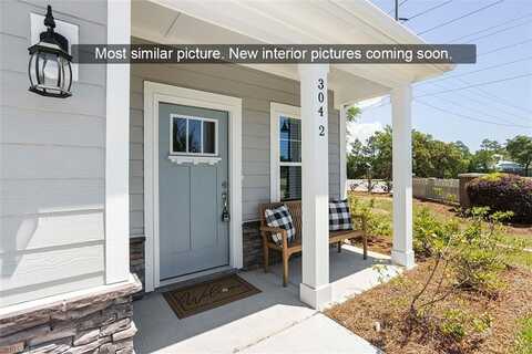 201 Oakdale Forest Court, Jamestown, NC 27282