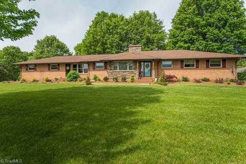 7044 Belews Creek Road, Belews Creek, NC 27009