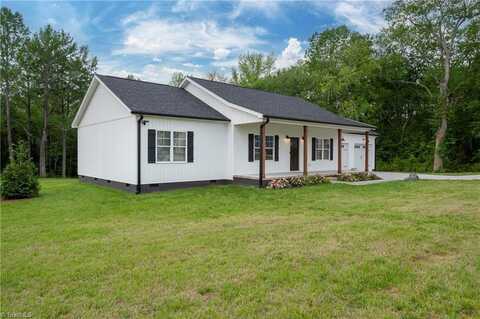 718 Deadmon Road, Mocksville, NC 27028
