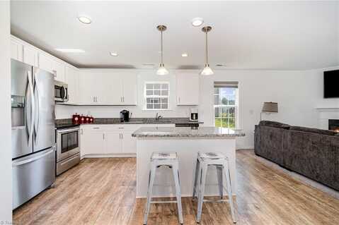 1026 Baileys Chapel Road, Advance, NC 27006