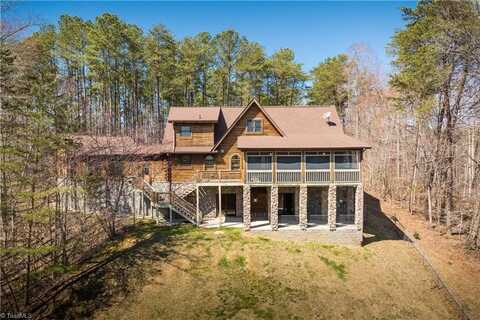 1310 Lynchburg Road, Westfield, NC 27053