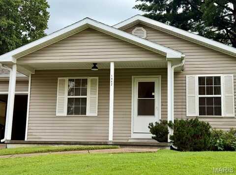 1942 Dunklin Street, Cape Girardeau, MO 63701