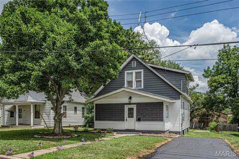210 Springer Avenue, Edwardsville, IL 62025