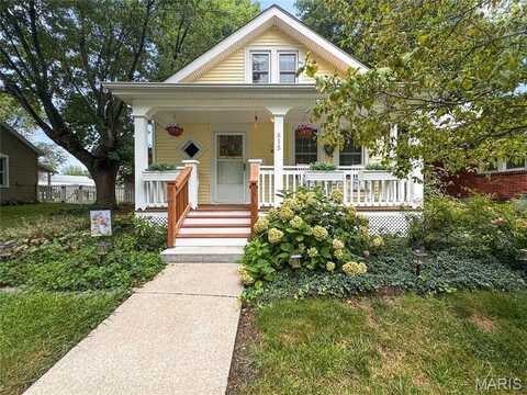 615 Morrison Avenue, Waterloo, IL 62298
