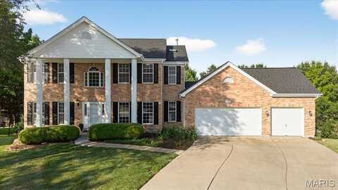 1530 Bent Tree Trails Court, Fenton, MO 63026