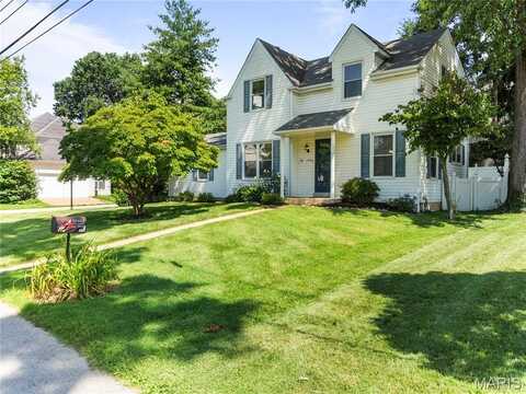10443 Arthur Place, Frontenac, MO 63131