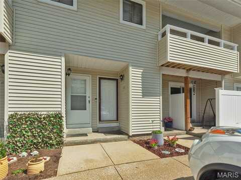 657 Summer Winds Lane, Saint Peters, MO 63376