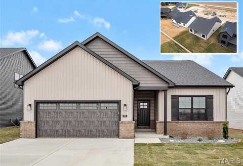 744 Conner Cir, Fairview Heights, IL 62208