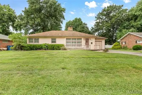 204 Crestwood Drive, Collinsville, IL 62234