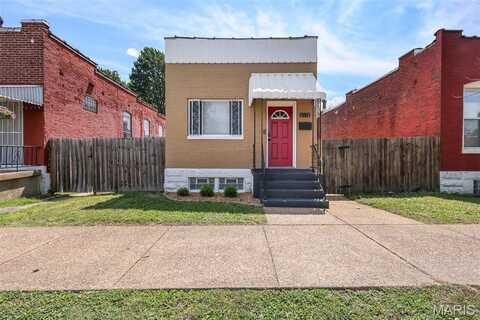 3172 Pennsylvania Avenue, Saint Louis, MO 63118