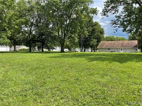 206 E Pocahontas Road, Highland, IL 62249
