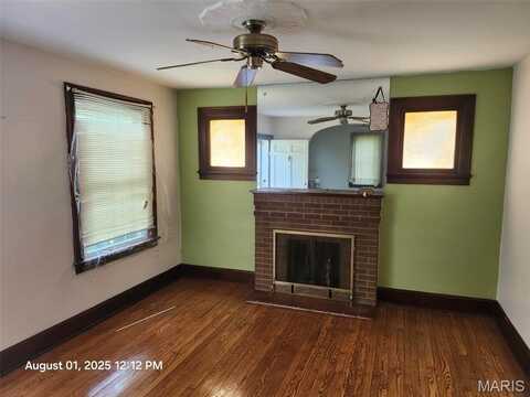 2914 Glade Avenue, Jennings, MO 63136