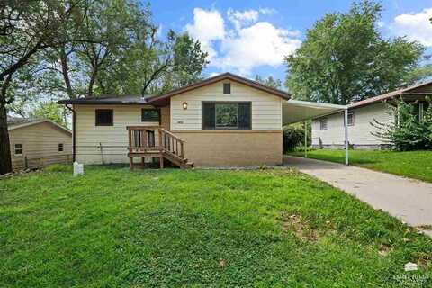 1405 W 17th Street, Junction City, KS 66441