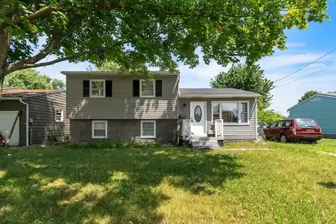 621 Larwill St, Crestline, OH 44827