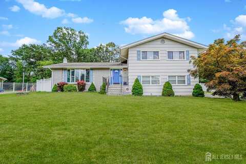 71 Zaleski Drive, Sayreville, NJ 08872