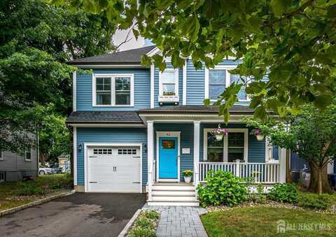 42 Lincoln Avenue, Metuchen, NJ 08840