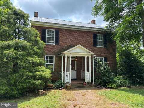 560 BASEHOAR ROTH ROAD, LITTLESTOWN, PA 17340