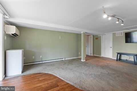 648 CREAMERY ROAD, TELFORD, PA 18969