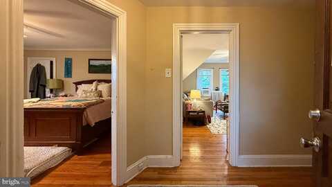 100 S BETHLEHEM PIKE, AMBLER, PA 19002