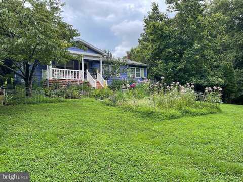 23 GASCHS LANE, CASTLETON, VA 22716