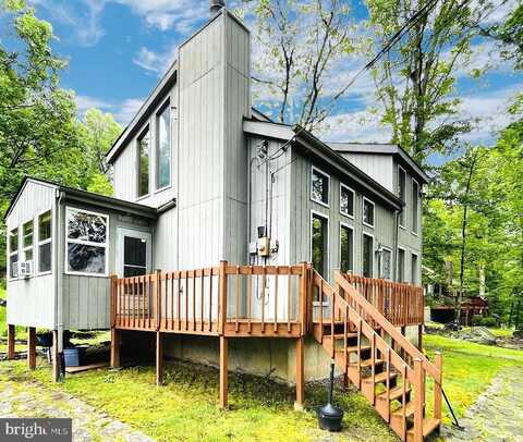 183 RADCLIFF ROAD, BUSHKILL, PA 18324