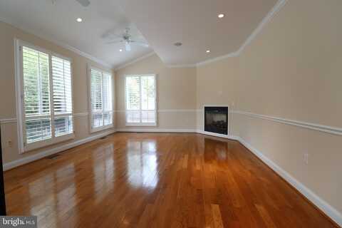 5905 LONE OAK DRIVE, BETHESDA, MD 20814