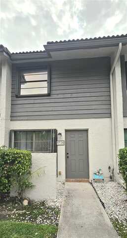 9728 NW 14th St, Coral Springs, FL 33071
