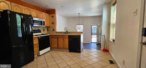 900 DALY STREET, PHILADELPHIA, PA 19148