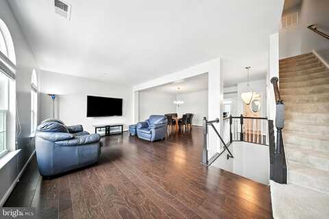 7470 BRUNSON CIRCLE, GAINESVILLE, VA 20155