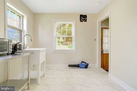 5810 BLACK HAWK DRIVE, OXON HILL, MD 20745