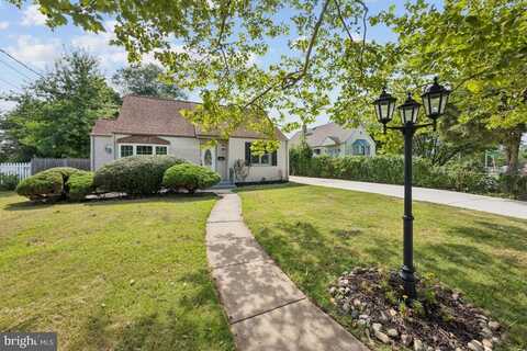 205 LINDSEY AVENUE, RUNNEMEDE, NJ 08078