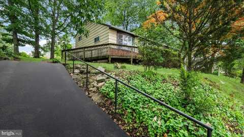 401 CHURCH STREET, WILLOW GROVE, PA 19090