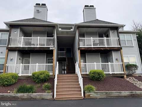 305 WATERS EDGE DRIVE, NEWARK, DE 19702