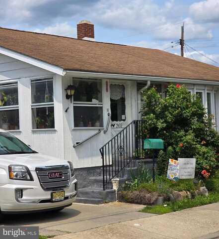 268 MARKET STREET, CARNEYS POINT, NJ 08069