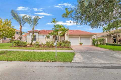 1530 NW 182nd Ter, Pembroke Pines, FL 33029