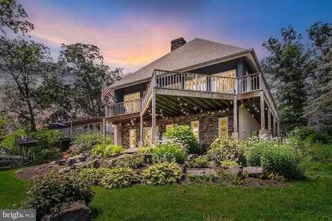 276 LAKE MEADE DRIVE, EAST BERLIN, PA 17316
