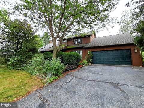 1316 SPRINGFIELD CIRCLE, BOALSBURG, PA 16827